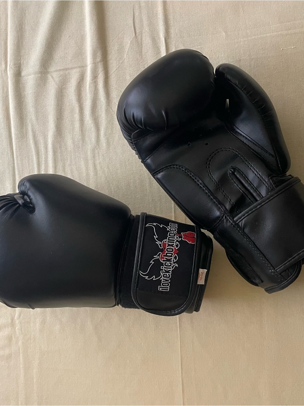 Black Boxing Gloves - Women's Training Gloves